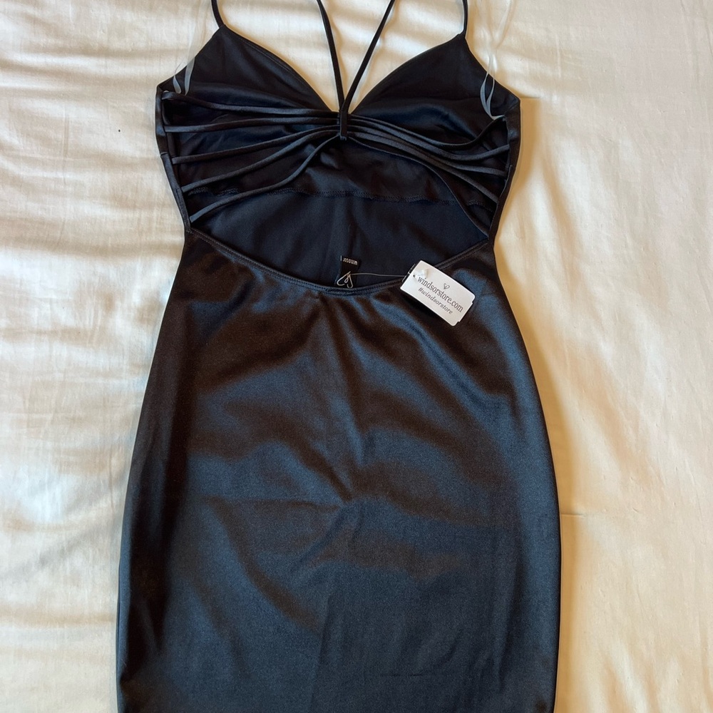 Windsor Elegant Black Top